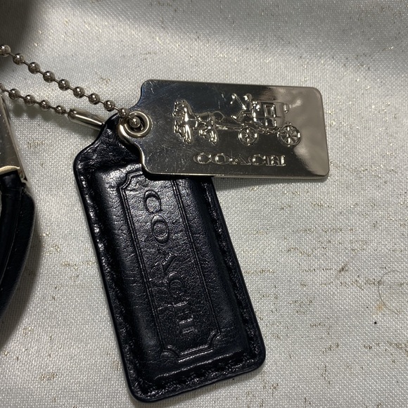 👜🌿-Coach Shoulder bag- NOT FOR SALE 🌿👜 - Picture 9 of 12